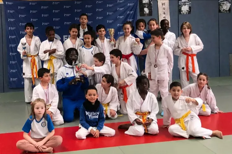 Medailles de karate